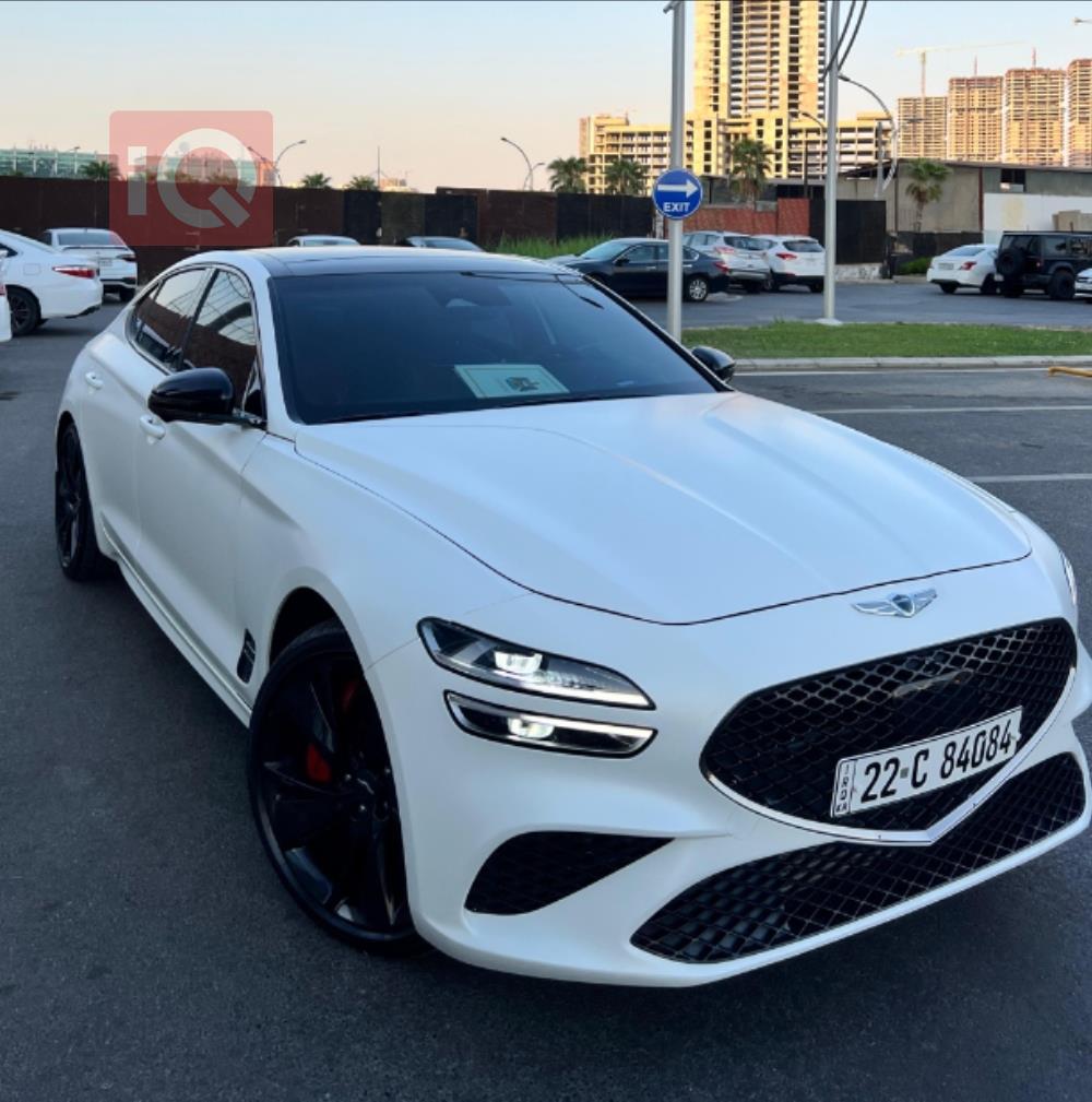 جنسس G70